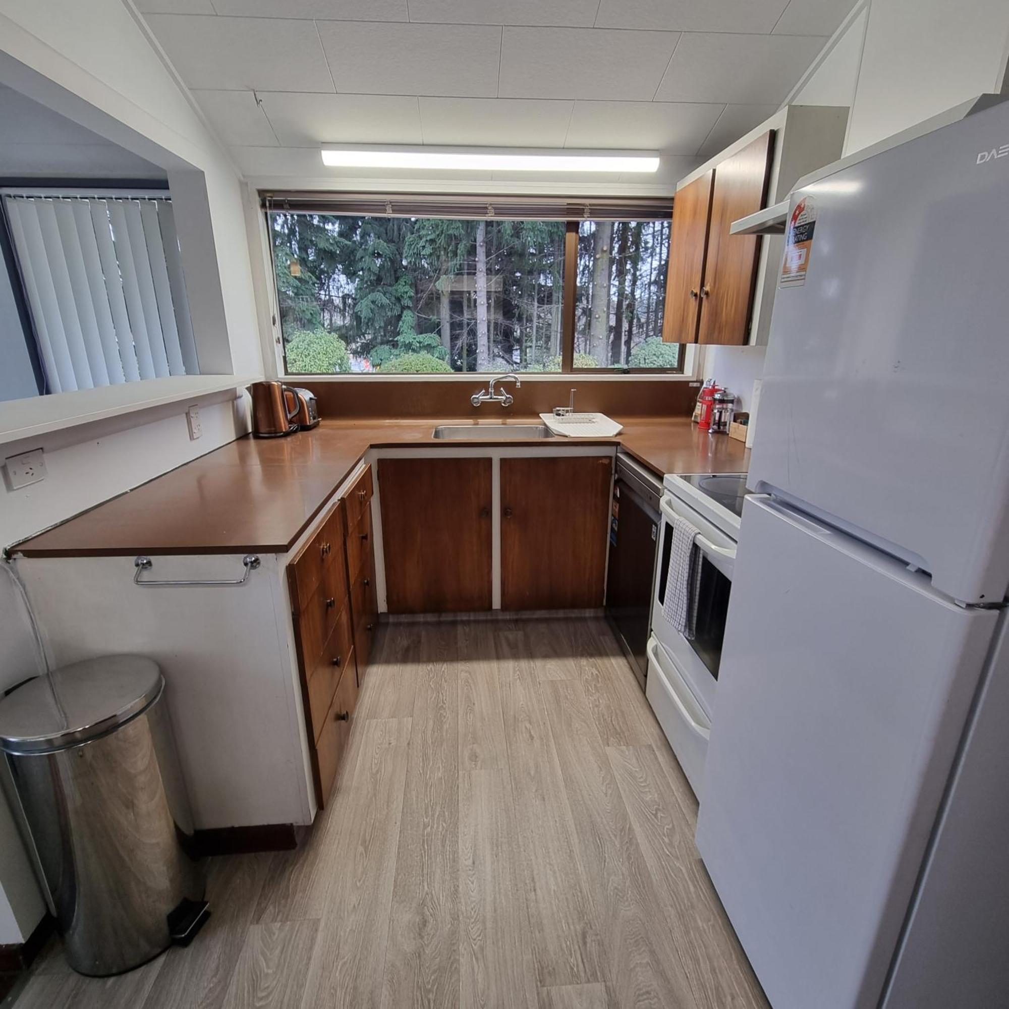Ride Base Wanaka Apartments Bagian luar foto